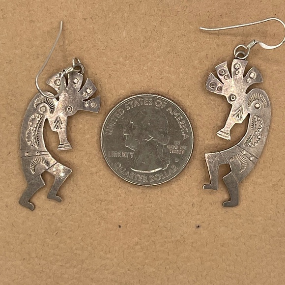 Sterling Silver Kokopelli Earrings Dangle 925 Dancer Feathers & Flute - Picture 10 of 14